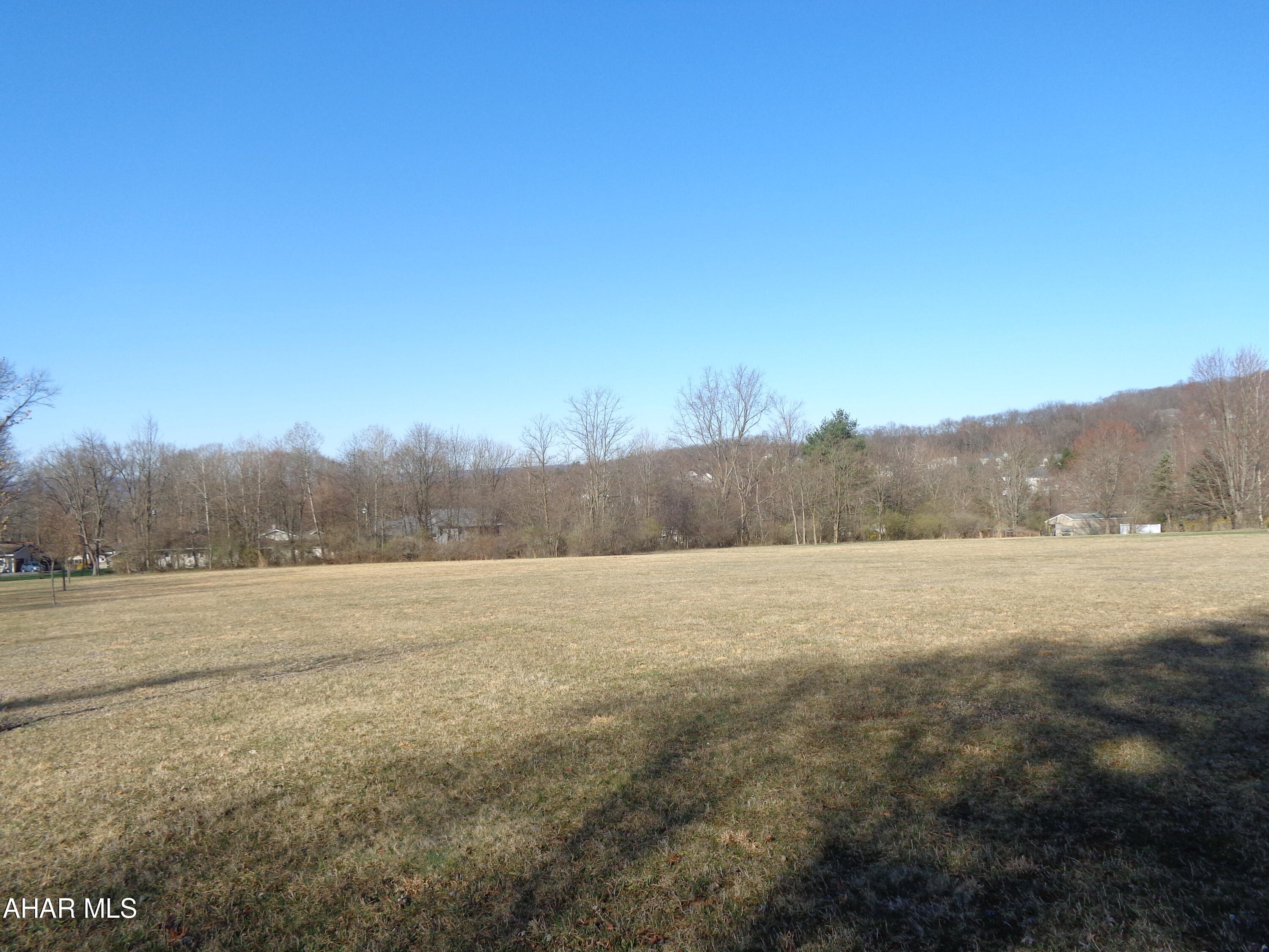 Lower Brush Mountain Road - Land