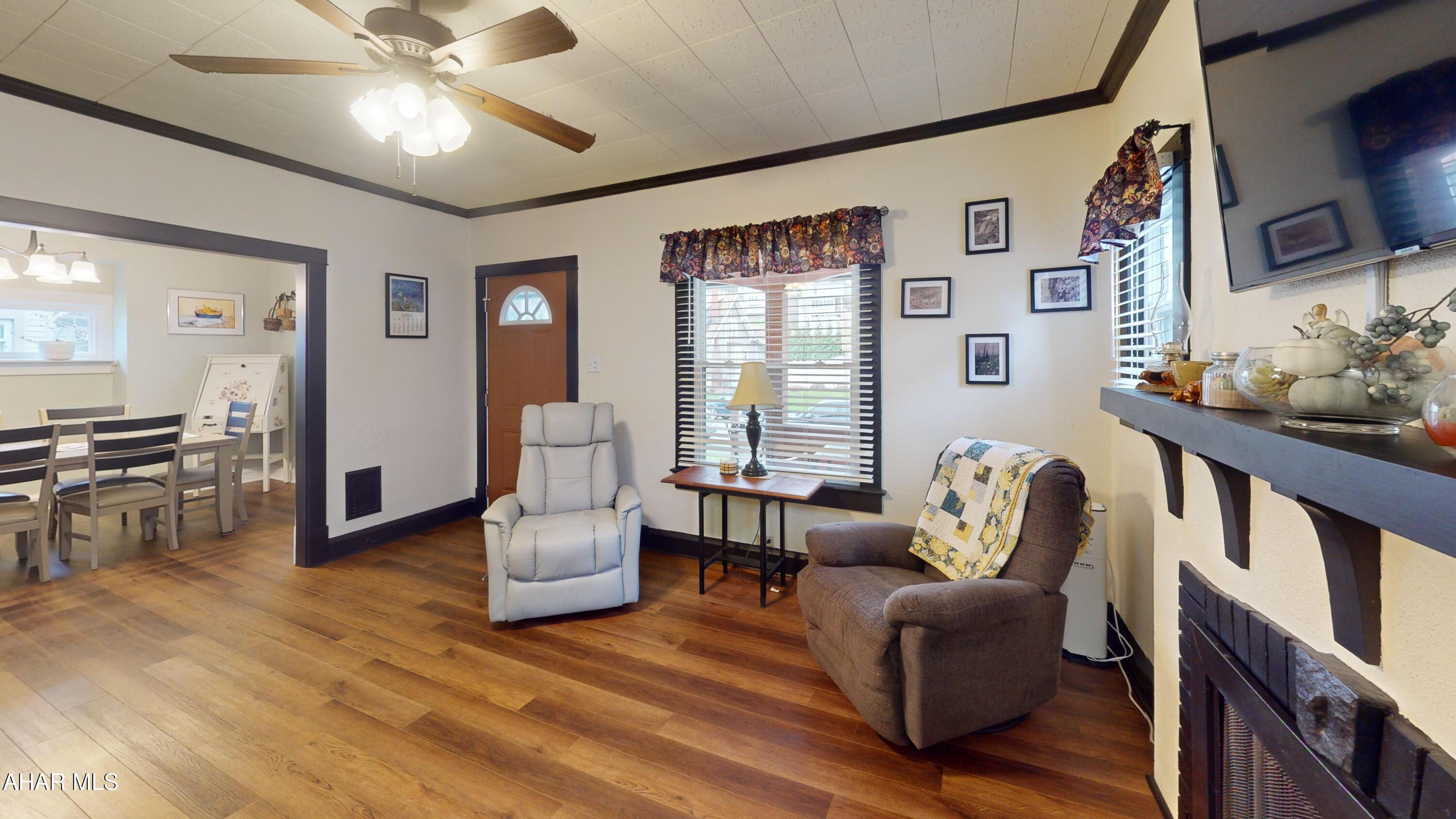 Llyswen - Residential