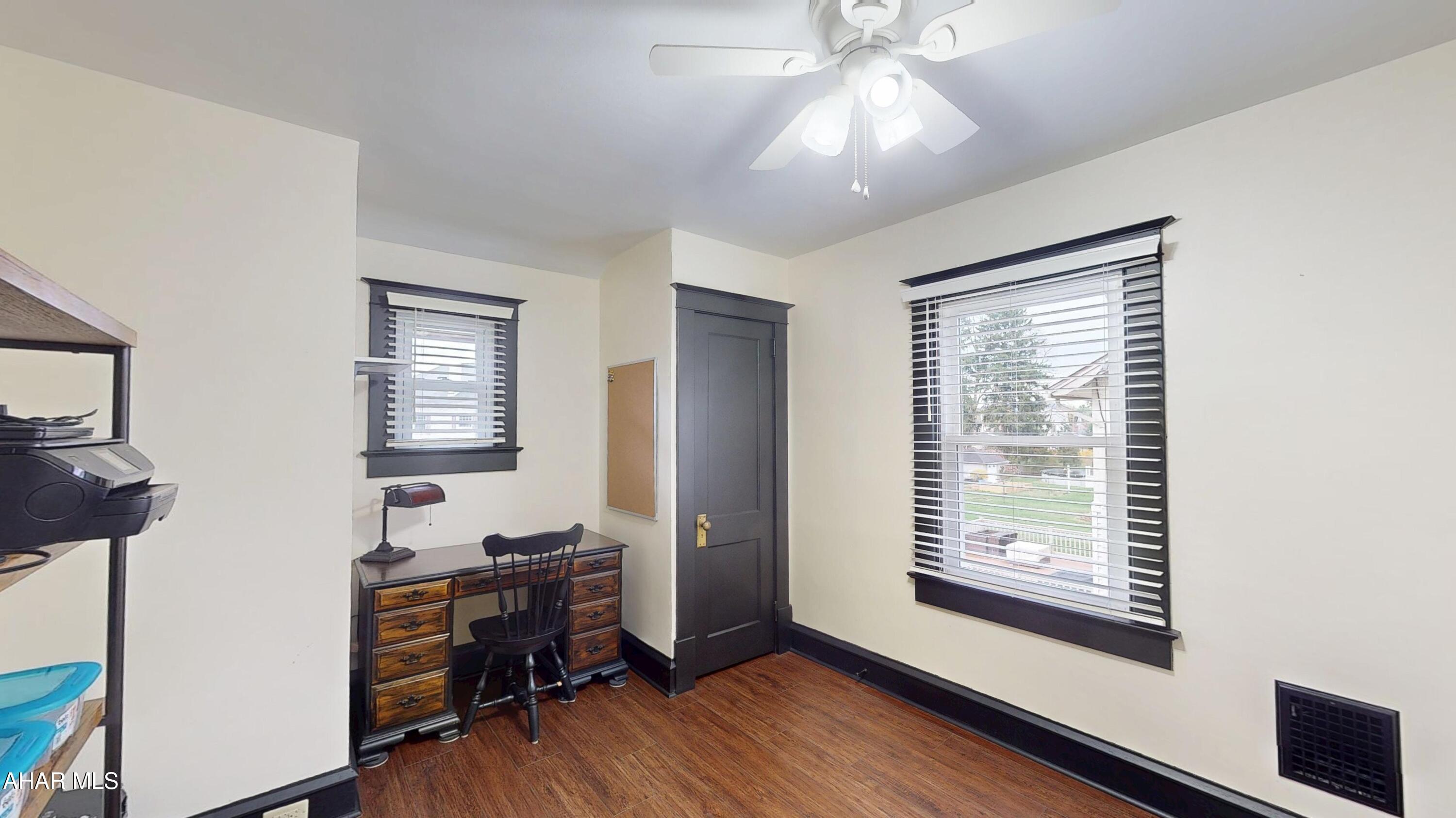 Llyswen - Residential