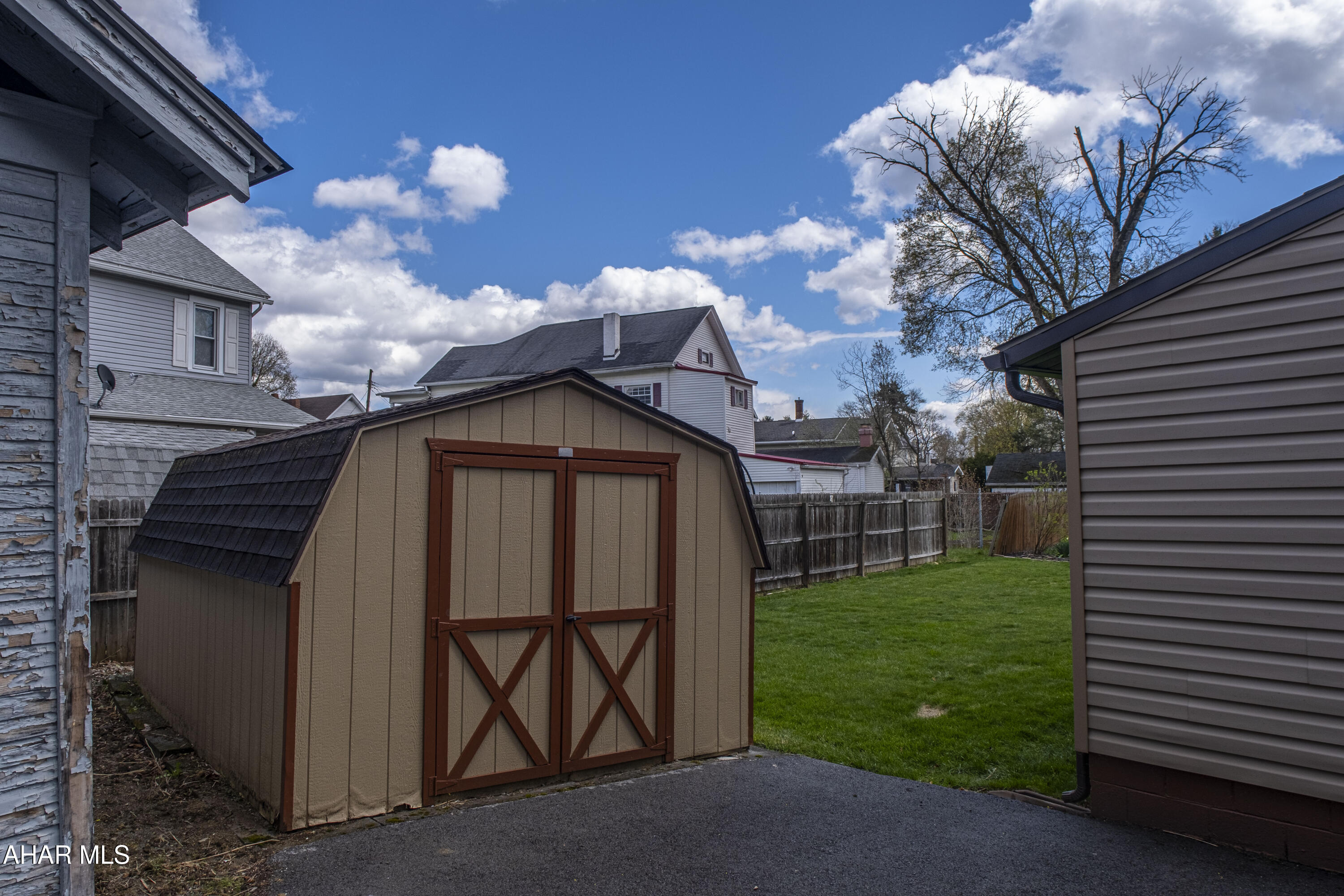 Llyswen - Residential