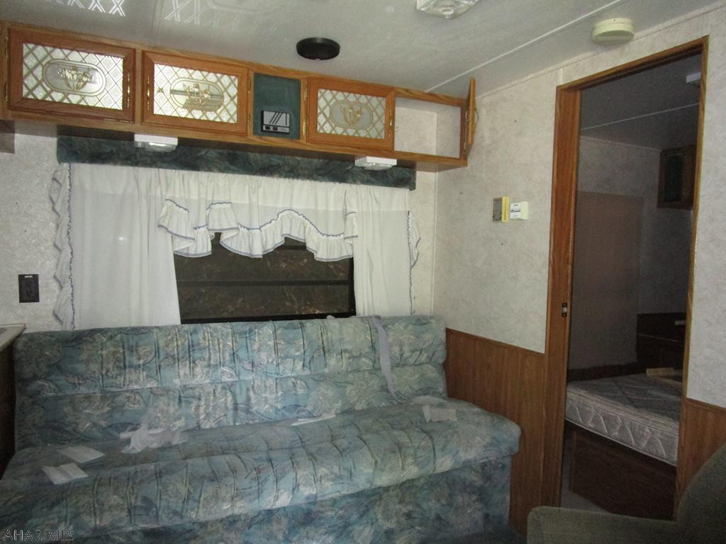 Glendale Yearound - Residential