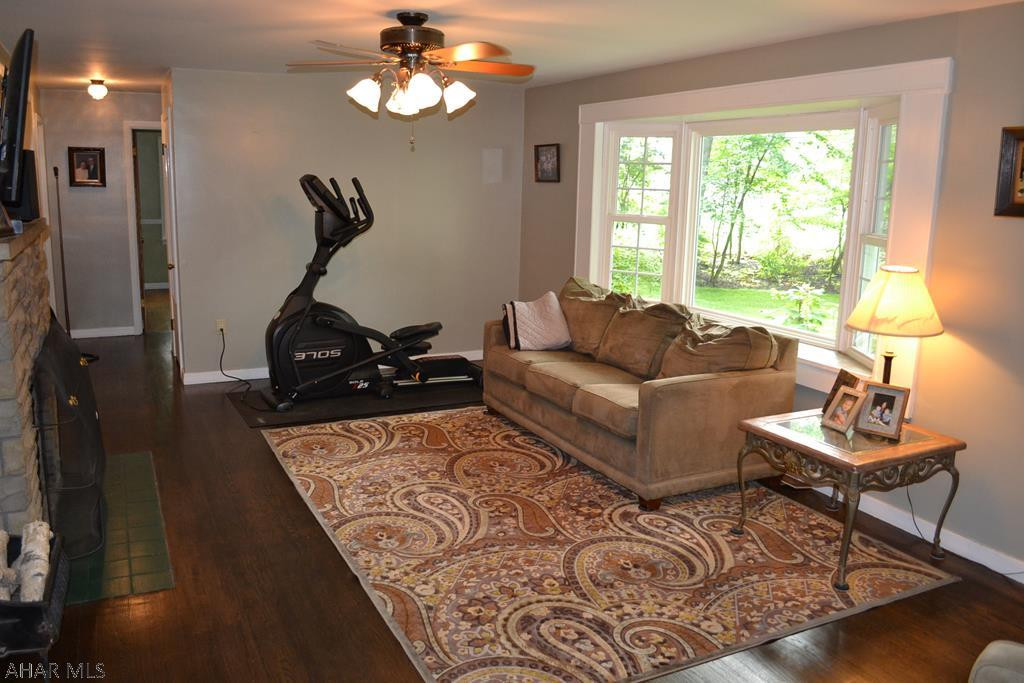 Lower Brush Mountain Road - Residential