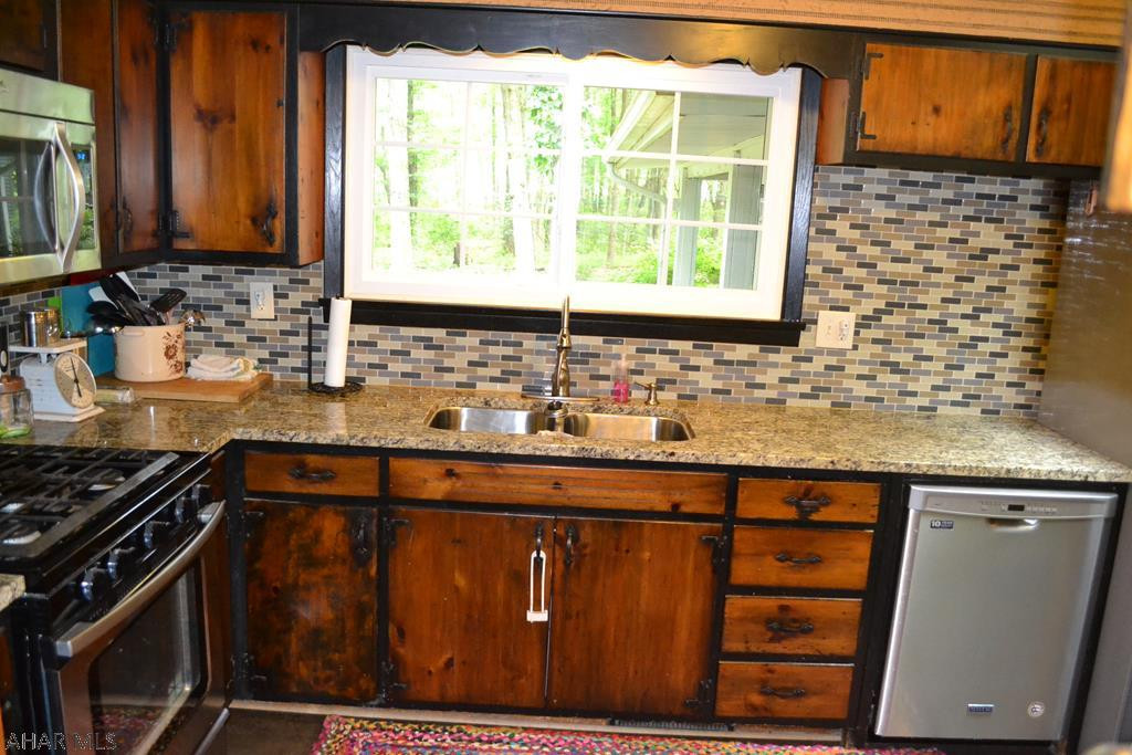 Lower Brush Mountain Road - Residential