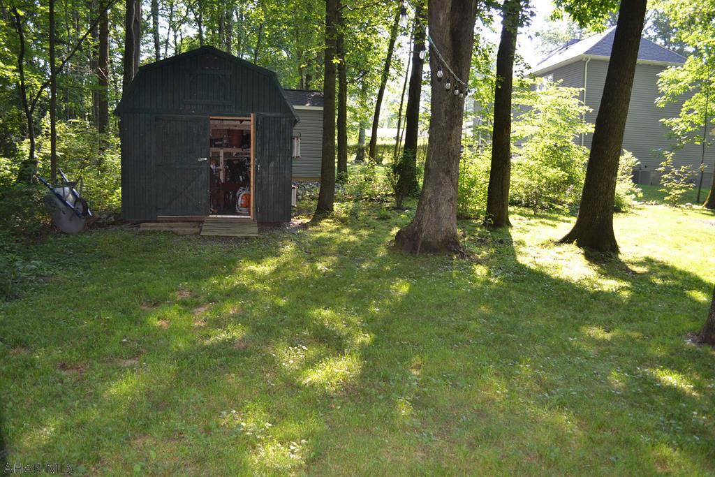 Lower Brush Mountain Road - Residential