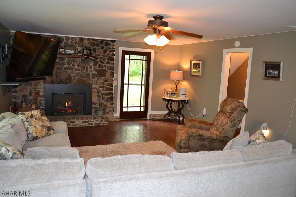 Lower Brush Mountain Road - Residential