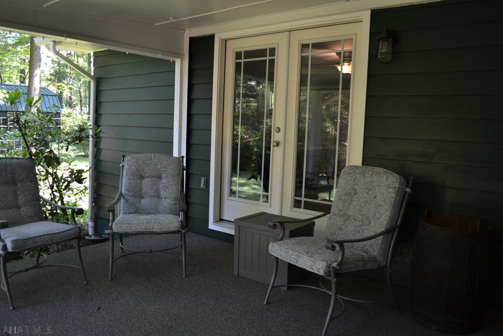 Lower Brush Mountain Road - Residential