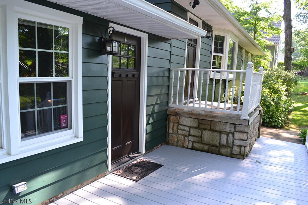 Lower Brush Mountain Road - Residential