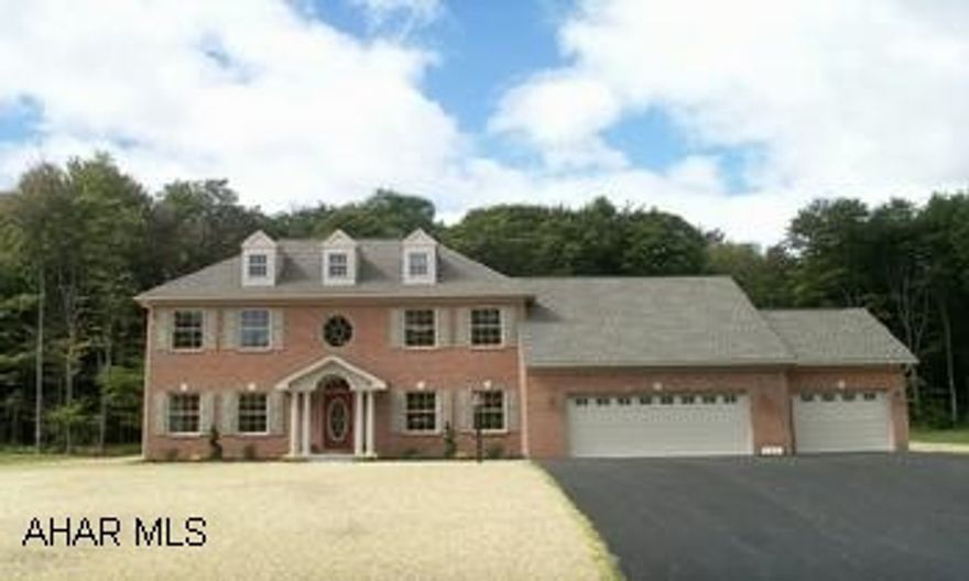 This Luxury Home has it all Granite Countertops & Island, Stainless Steel Built In Appliances, 9' Ceilings, Bay Window, Oak Stair Case, Trim and Molding throughout, and more! This Luxury Home has it all Granite Countertops & Island, Stainless Steel Built In Appliances, 9' Ceilings, Bay Window, Oak Stair Case, Trim and Molding throughout, Tile and Hardwood, and more!