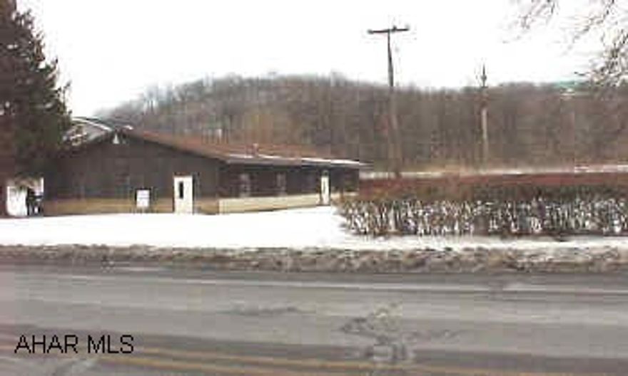 Former physician's office along Route 22.  Extra side lot.  1,900 square feet with 110' x 115' lot.