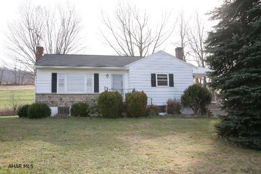 Enjoy country living in a single story, ranch style home located in the Manns Choice Area of Bedford County. 15 minutes to Bedford and 10 minutes to Shawnee State Park. This very affordable 3 bedroom, 1 bath home with a full basement located on @1/2 acre of land would be a great 'first' home or ideal for someone wanting to downsize.