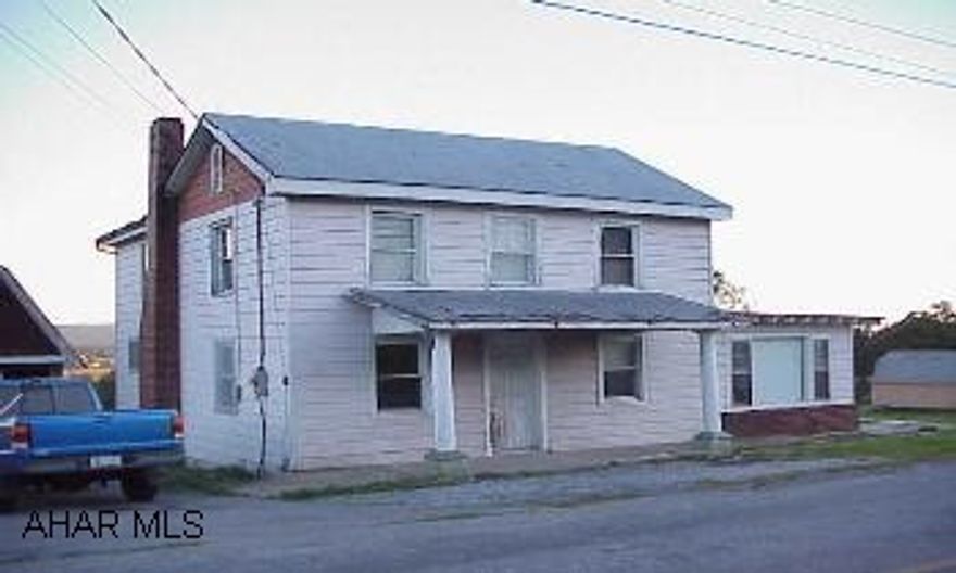 House sold "AS IS"  Original section is log.  Water / Sewer not functional.  Roof leaks.  Ecercise caution in Sun Room.  Hand dug well in floor.  Gorgeous piece of ground. House "Sold As Is"  Original section log.  Water / Septic not functional.  Roof leaks.  Exercise caution in Sun Room.  Hand dug well in floor.  Gorgeous piece of ground.