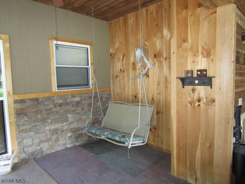 Glendale Yearound - Residential