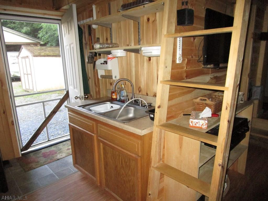 Glendale Yearound - Residential