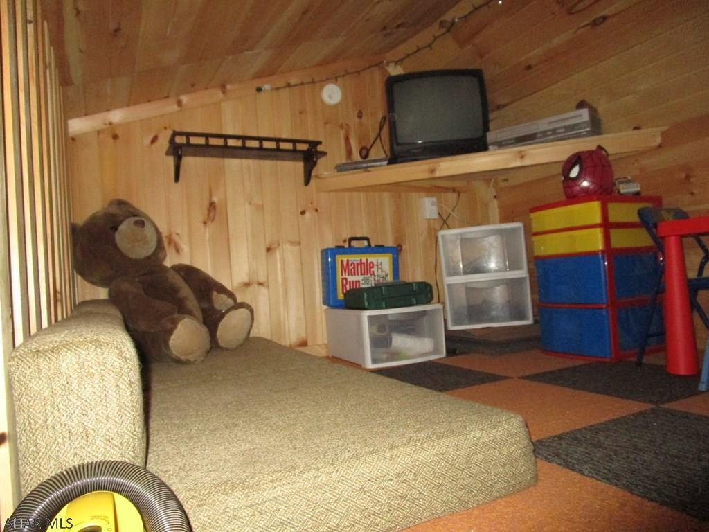 Glendale Yearound - Residential