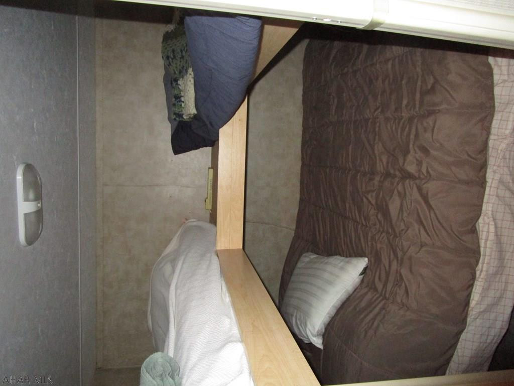 Glendale Yearound - Residential