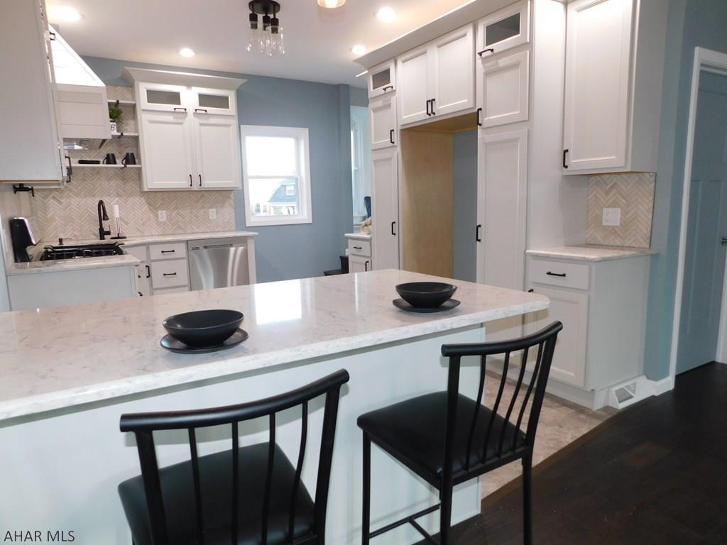 Llyswen - Residential