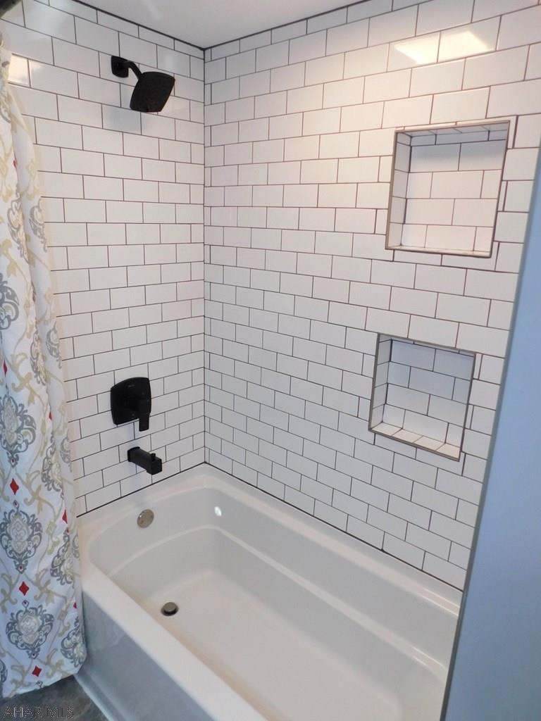 Llyswen - Residential