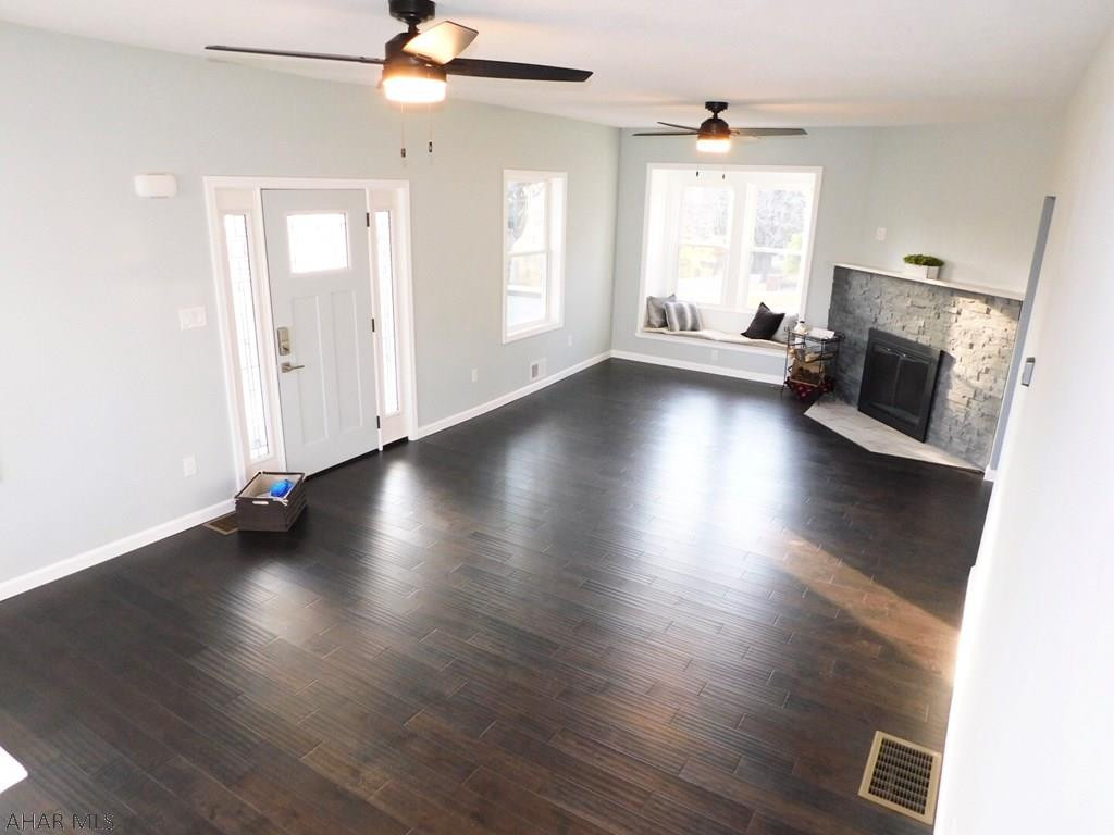 Llyswen - Residential