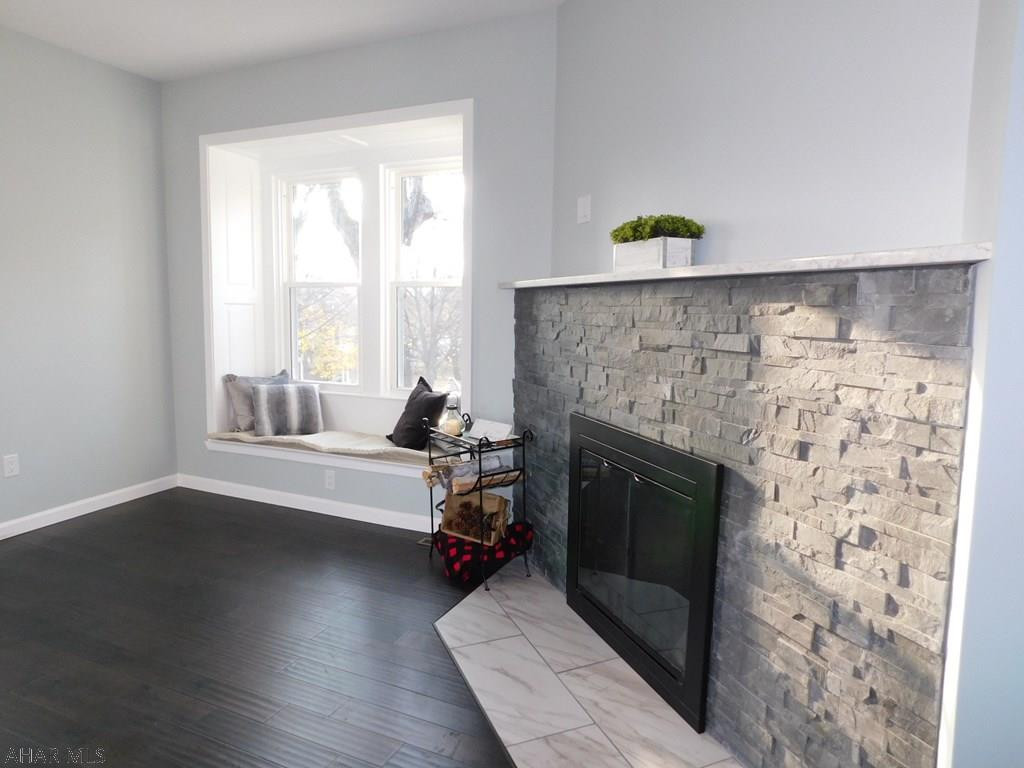 Llyswen - Residential