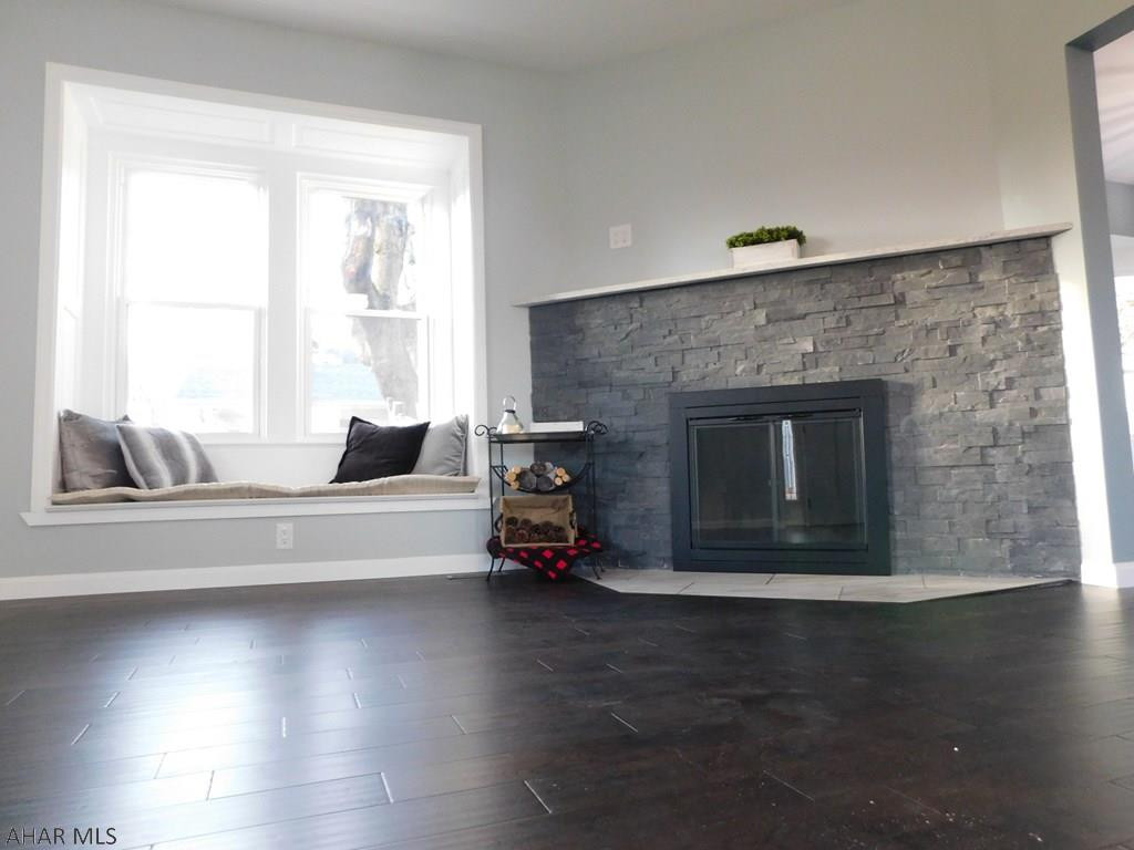 Llyswen - Residential