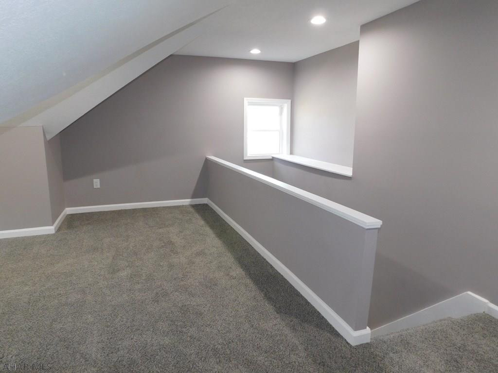 Llyswen - Residential