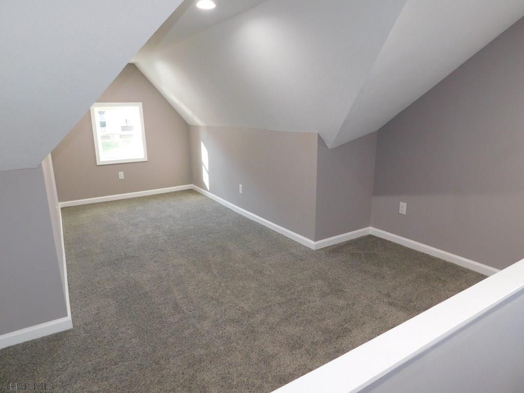 Llyswen - Residential