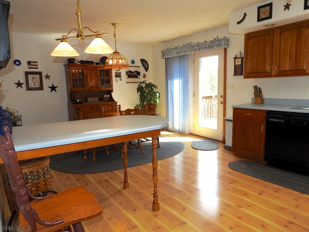 Reservoir Acres - Residential