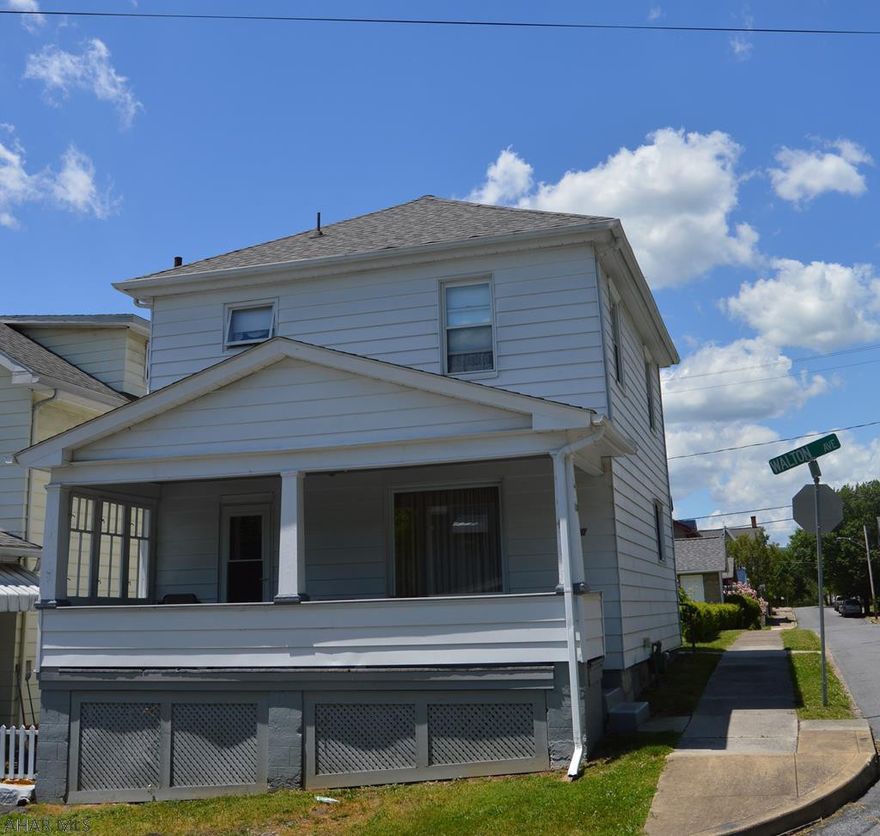 This solid home has been well maintained and the owner has invested in a ton of major updates including a newer roof, newer furnace and newer hot water tank. 3 bedroom, 1 bath, detached 1 car garage, central air and original woodwork throughout the home. . The house is on a perfect corner lot with a spacious yard.