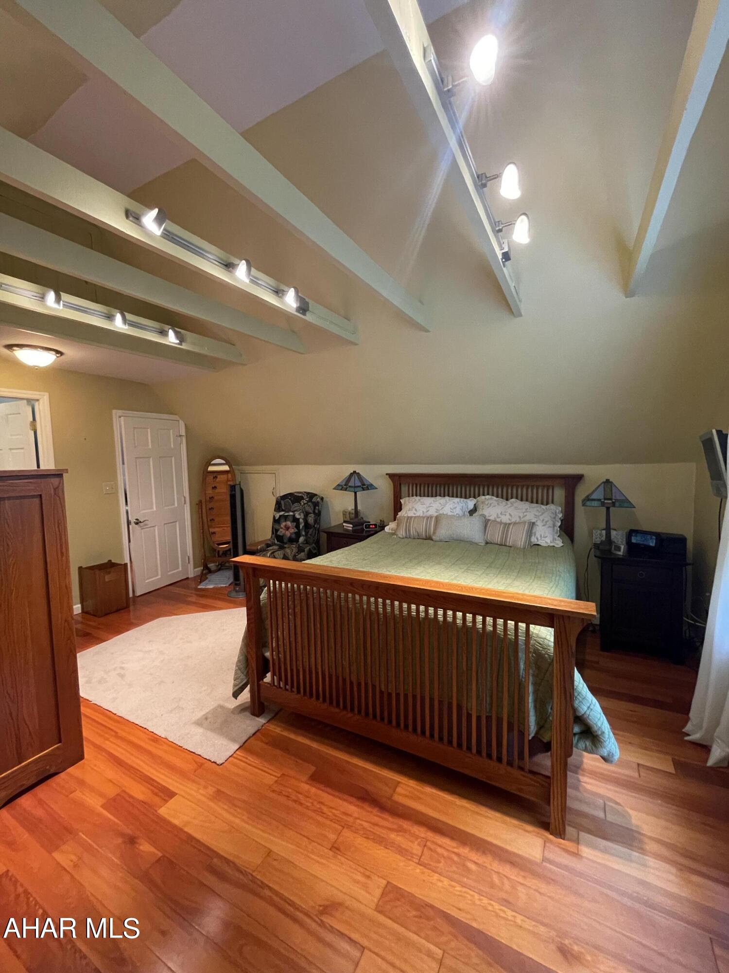 Sinking Valley - Residential