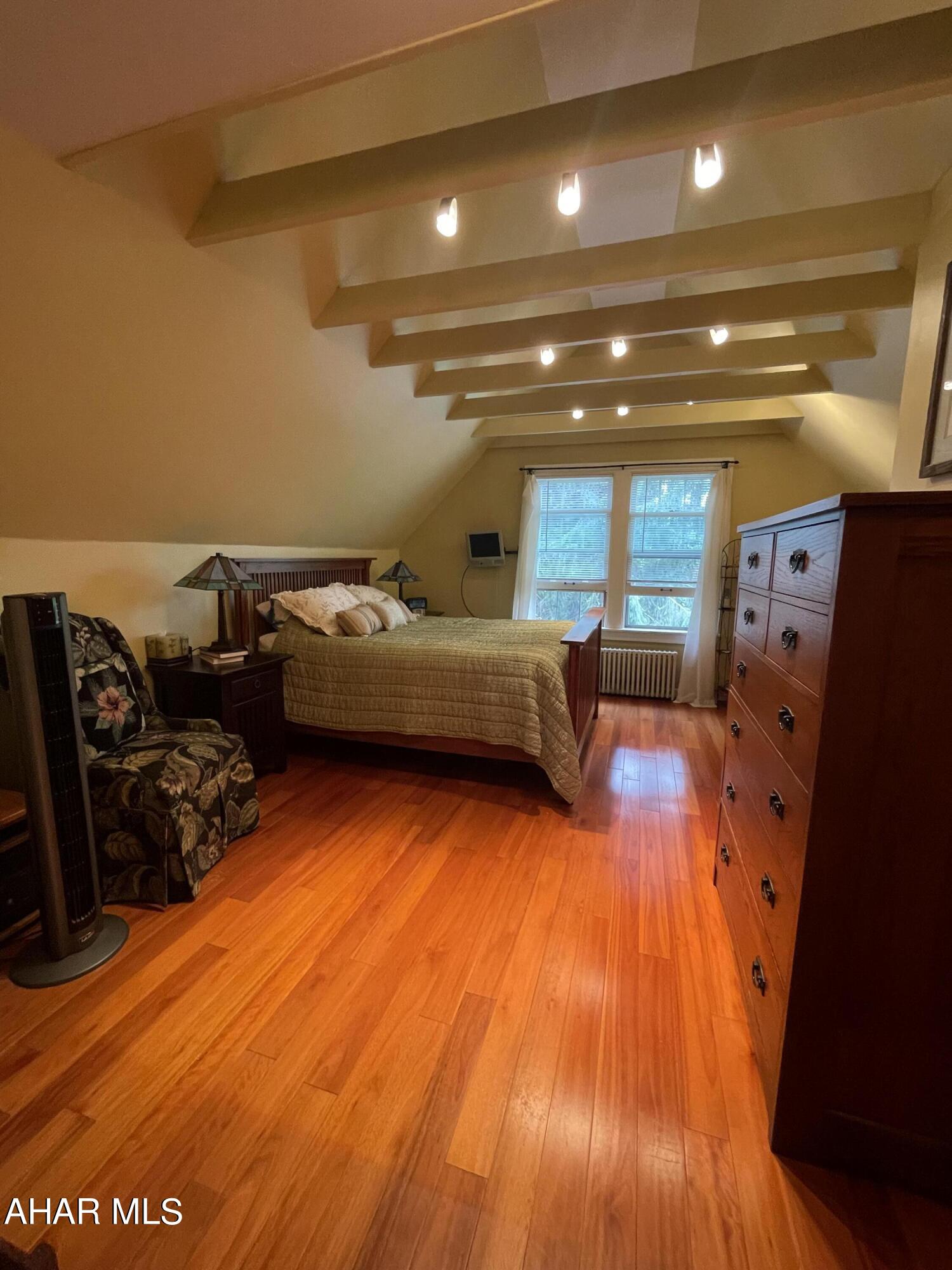 Sinking Valley - Residential