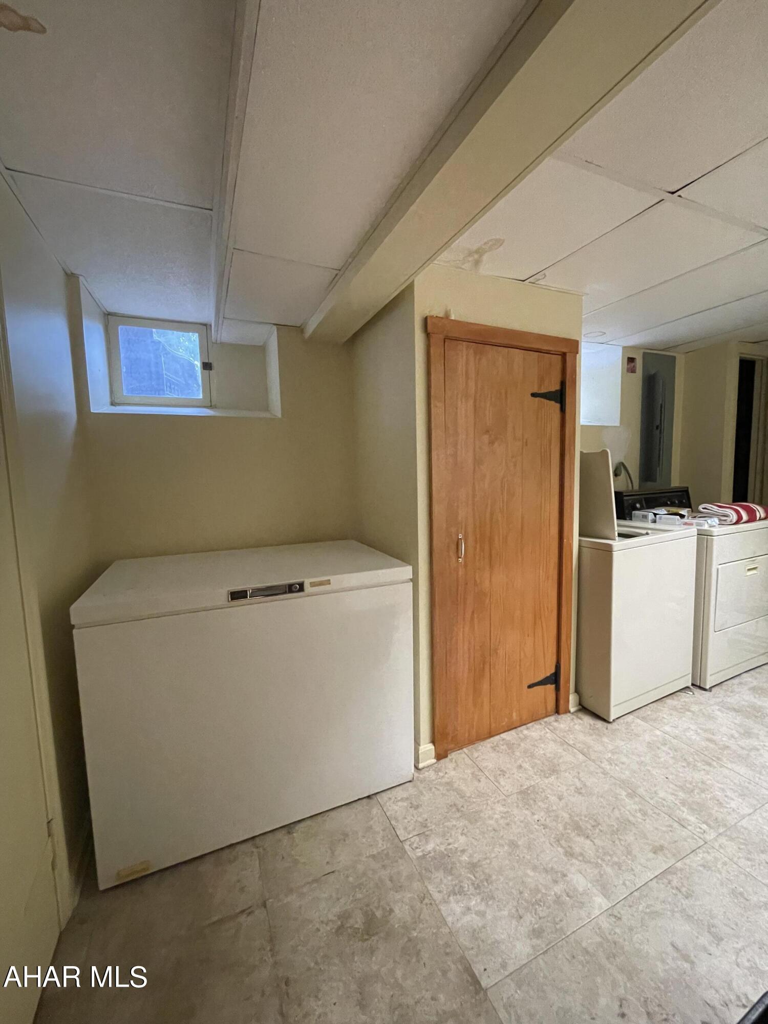 Sinking Valley - Residential