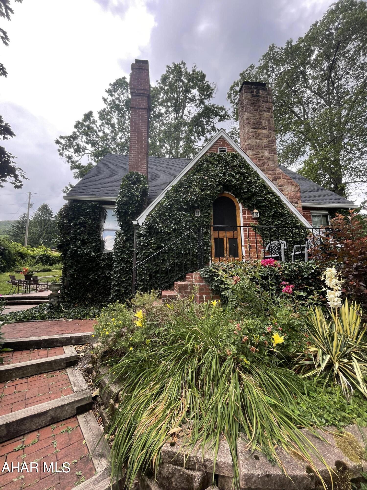 Sinking Valley - Residential