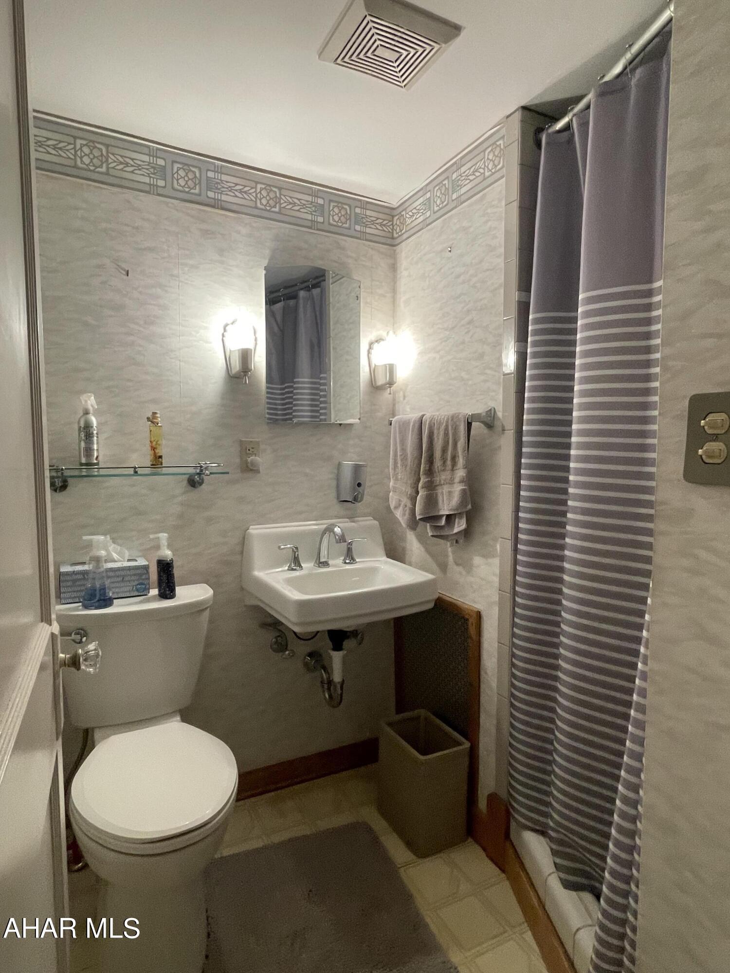 Sinking Valley - Residential