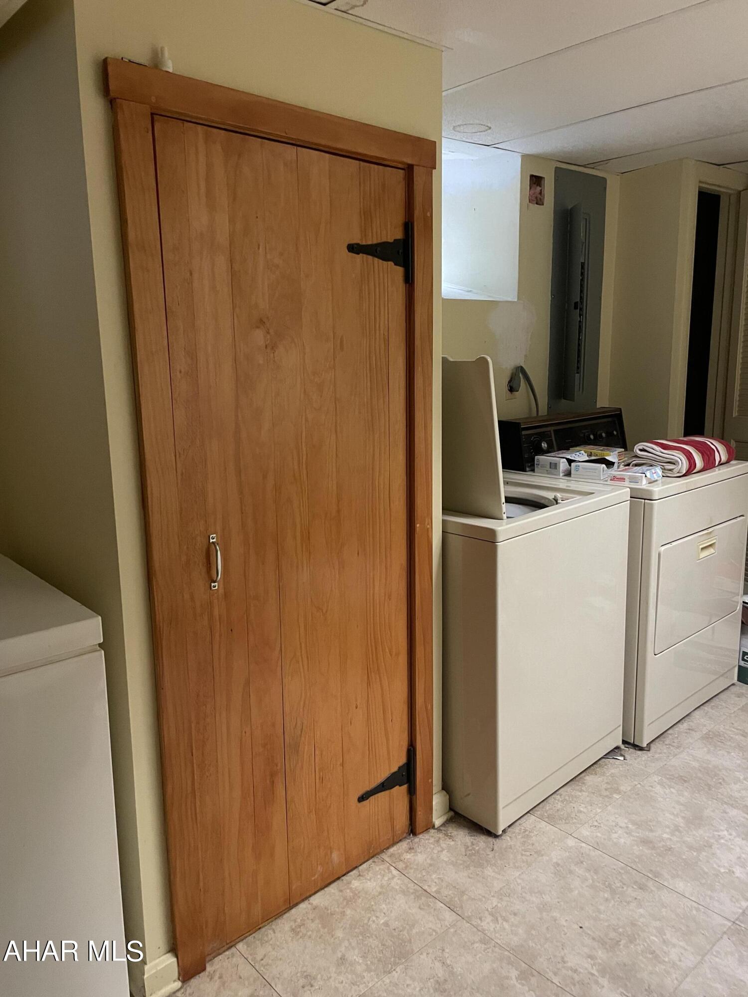 Sinking Valley - Residential