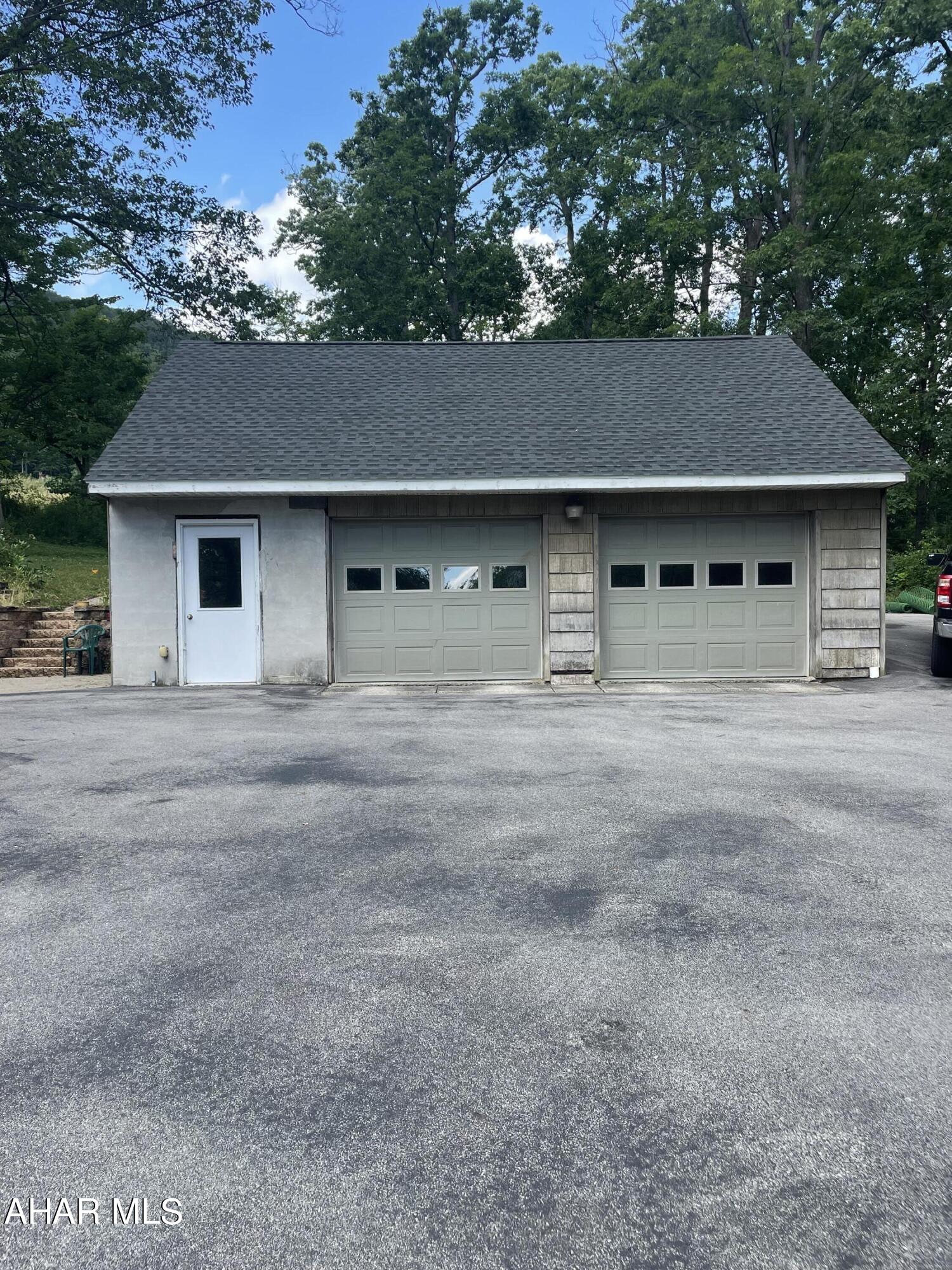 Sinking Valley - Residential