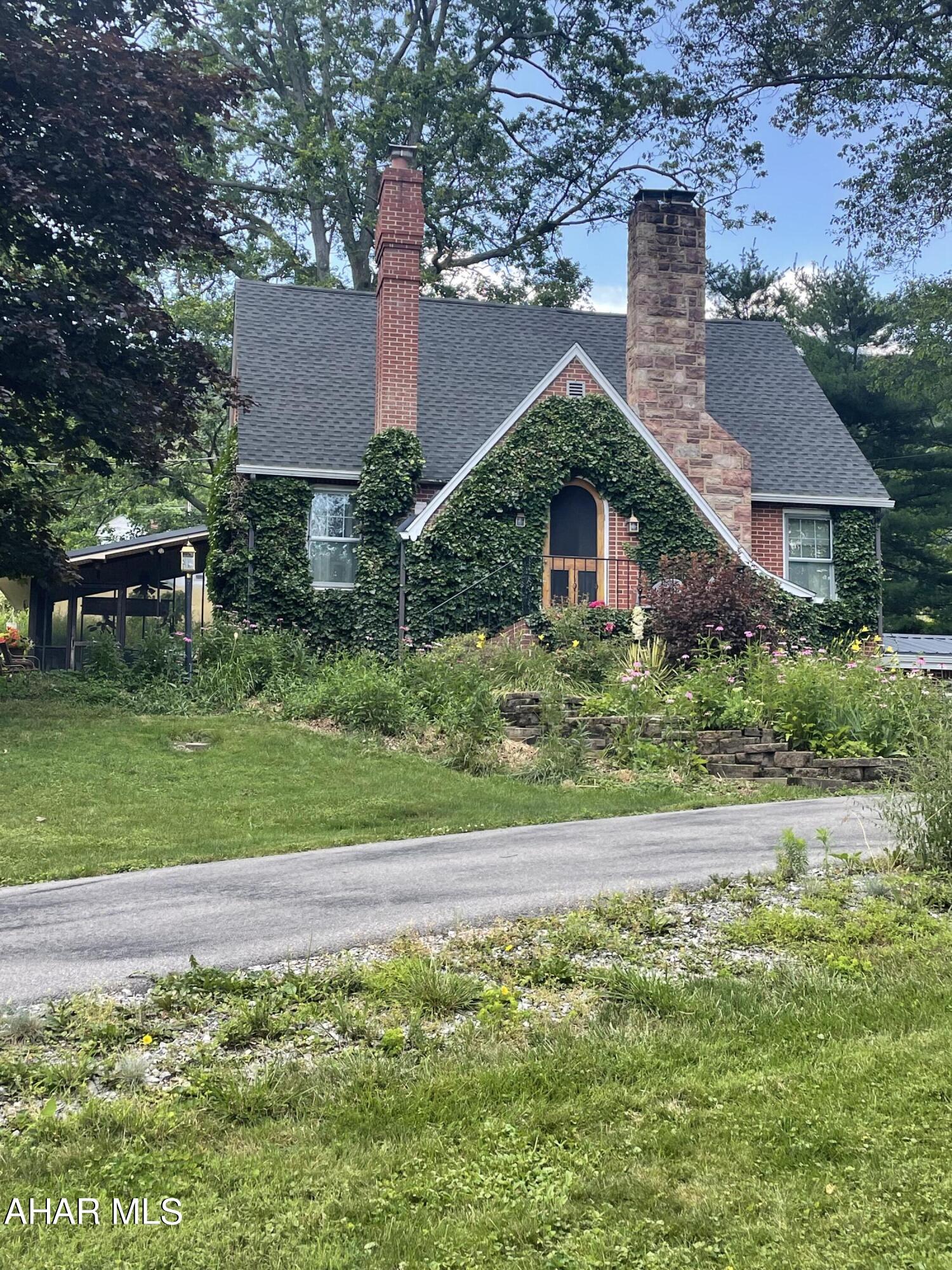 Sinking Valley - Residential