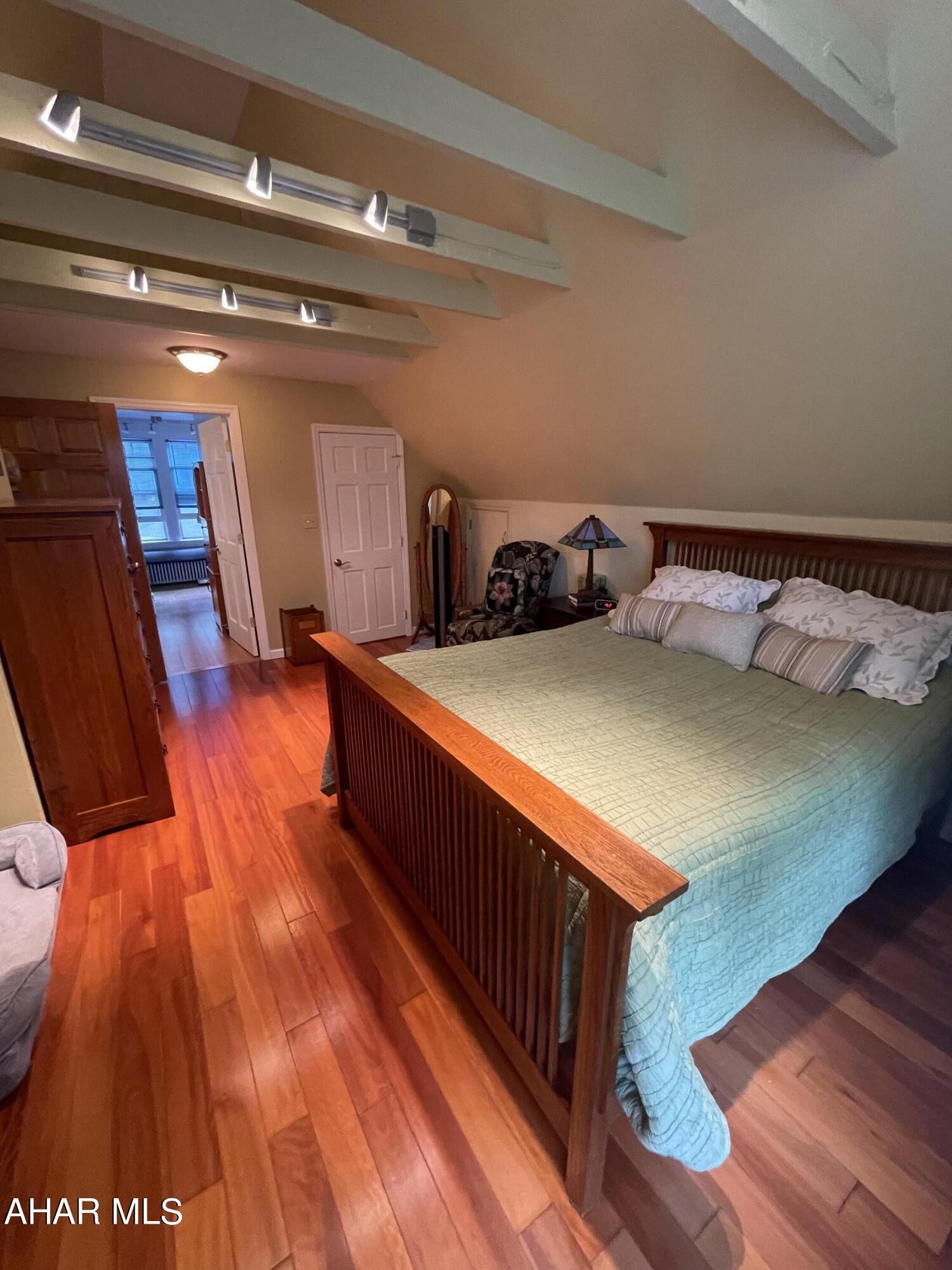 Sinking Valley - Residential