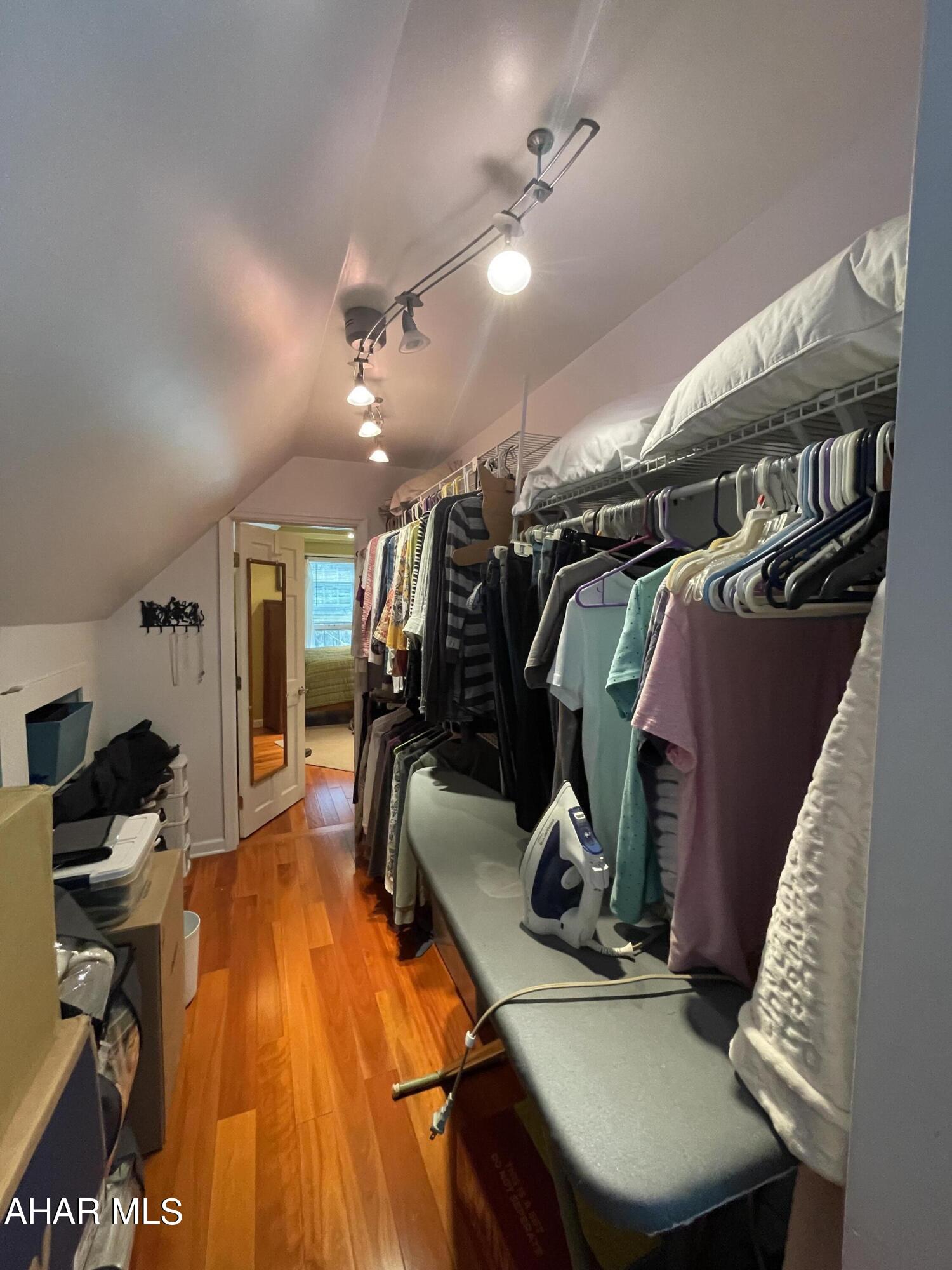 Sinking Valley - Residential