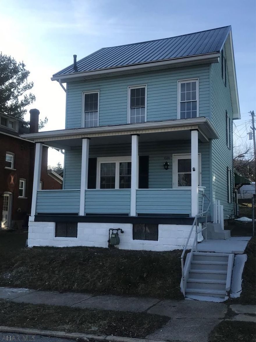 Turn key house with a NEW roof, NEW windows, NEW flooring in the living room, dining room and kitchen. NEW carpet, NEW fresh paint, all NEW bathroom on the second floor. Updated kitchen with NEW counter tops. You will have a nice backyard to enjoy summer nights. This will be a great house to make your home. Seller is a licensed Real Estate agent.