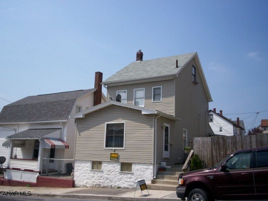 1st time buyers look no further. Newly remodeled 3BR 1.5BA, large LR, modern KT & DR. New carpet, ceramic tile entr., all new windows, reset lighting. 5 yr old High eff furnace. New siding, covered patio with a level fenced back yard with working fountain 1st time buyers look no further. Newly remodeled 3BR home on Crawford Avenue. 1.5BA, large LR with an opened modern KT & DR. New carpet, ceramic tile entrance way, all new windows, and reset lighting. High efficiency furnace only 5 years old. New siding, covered patio with a level back yard completely fenced-in with a working water fountain. Off street paved parking. Call soon this house will go fast.