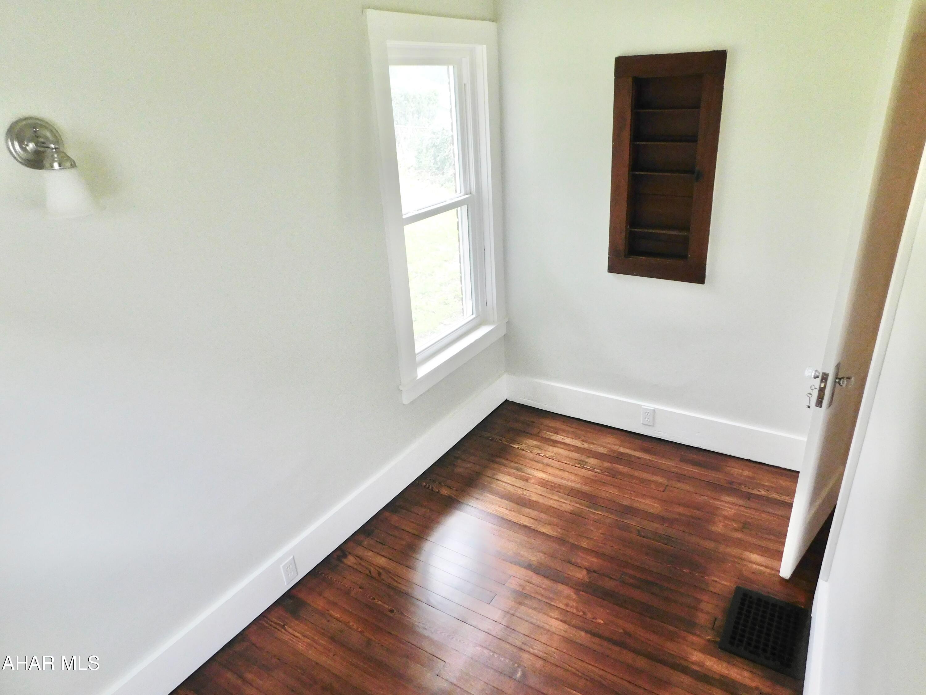 Calvert Hills - Residential