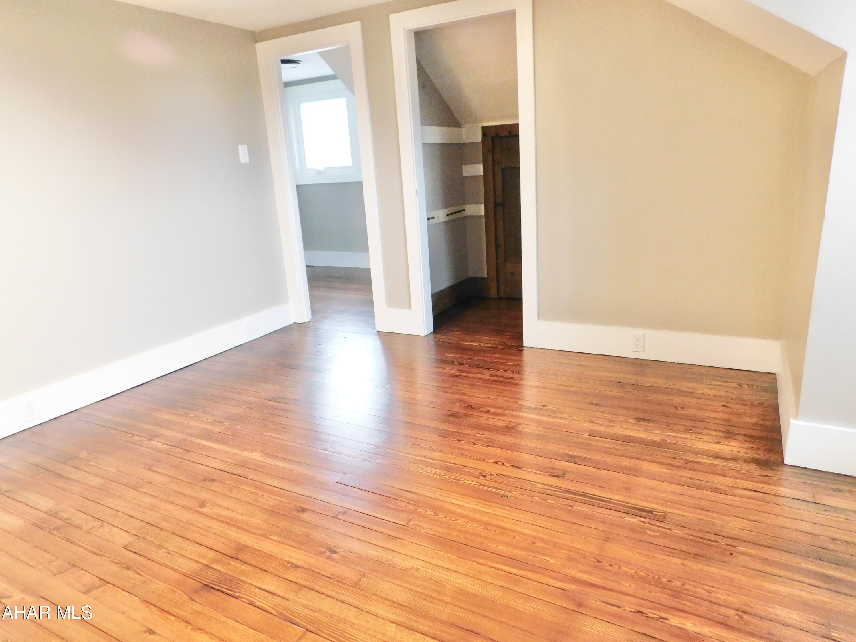 Calvert Hills - Residential