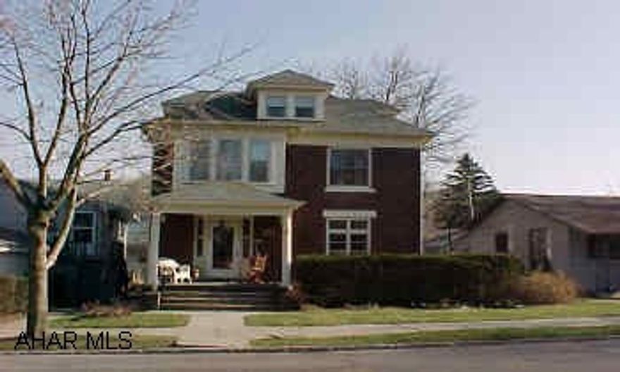 Beautiful eat in kitchen, formal dining room with oak cupboards, window seat, private rear deck. Vermont Casting ventless gas stove in living room also included.