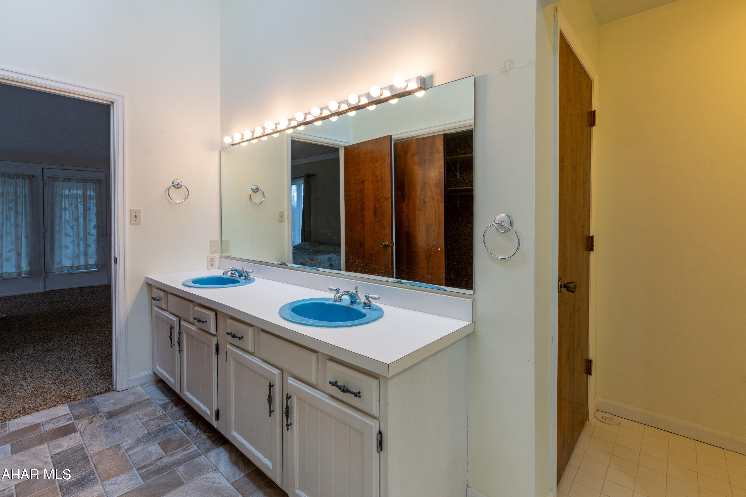 Stonehedge - Residential