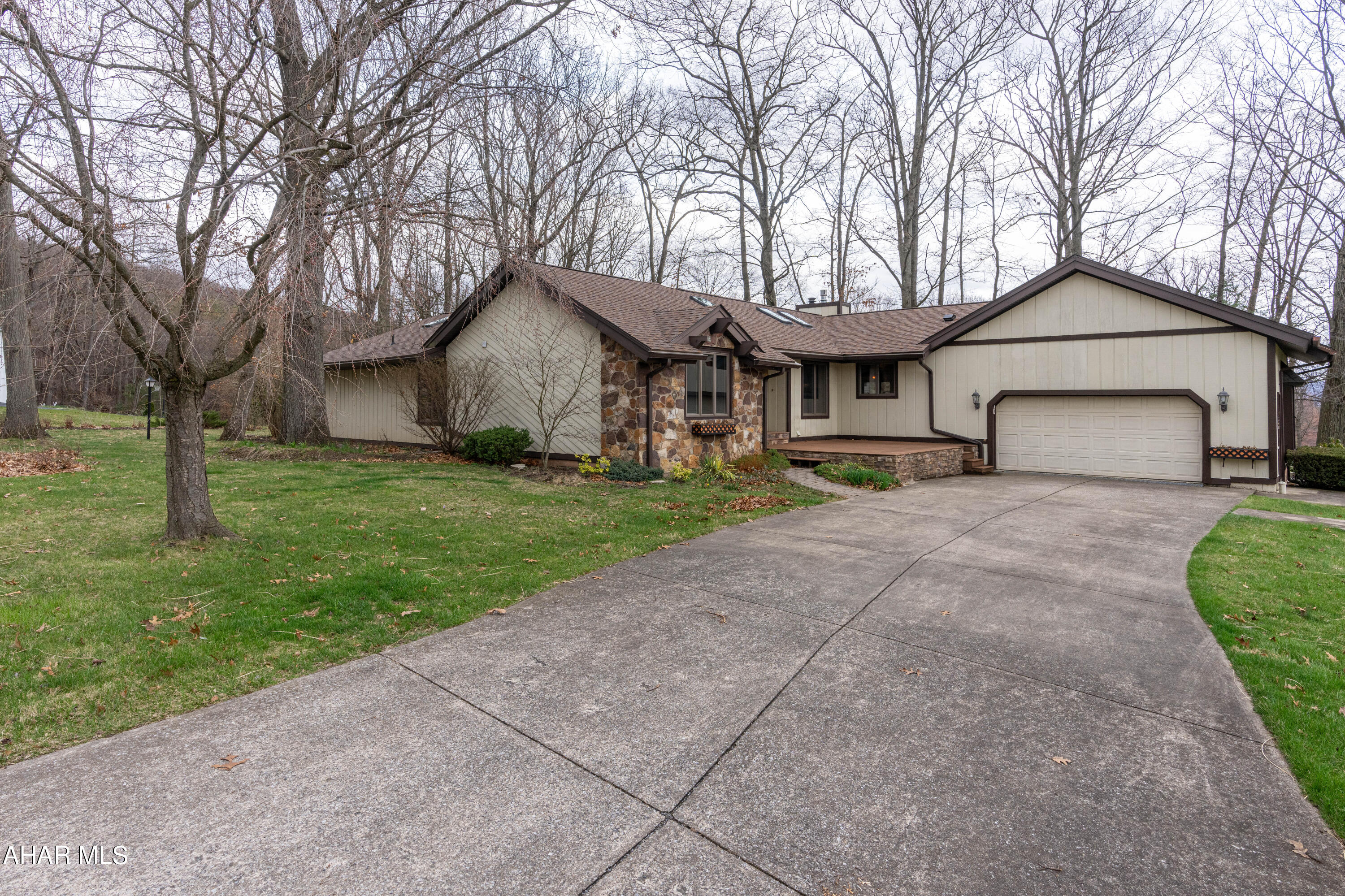 Stonehedge - Residential