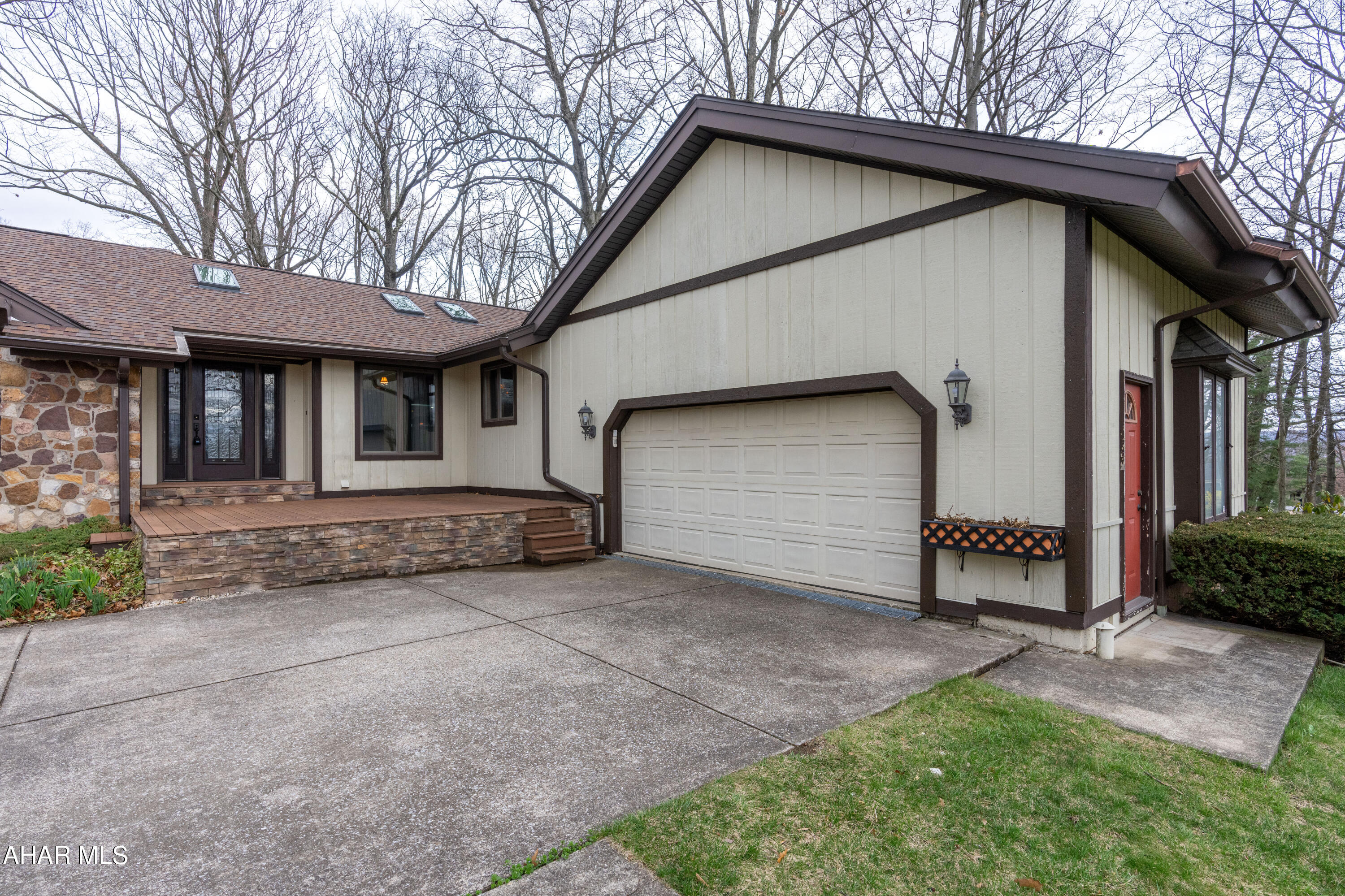 Stonehedge - Residential