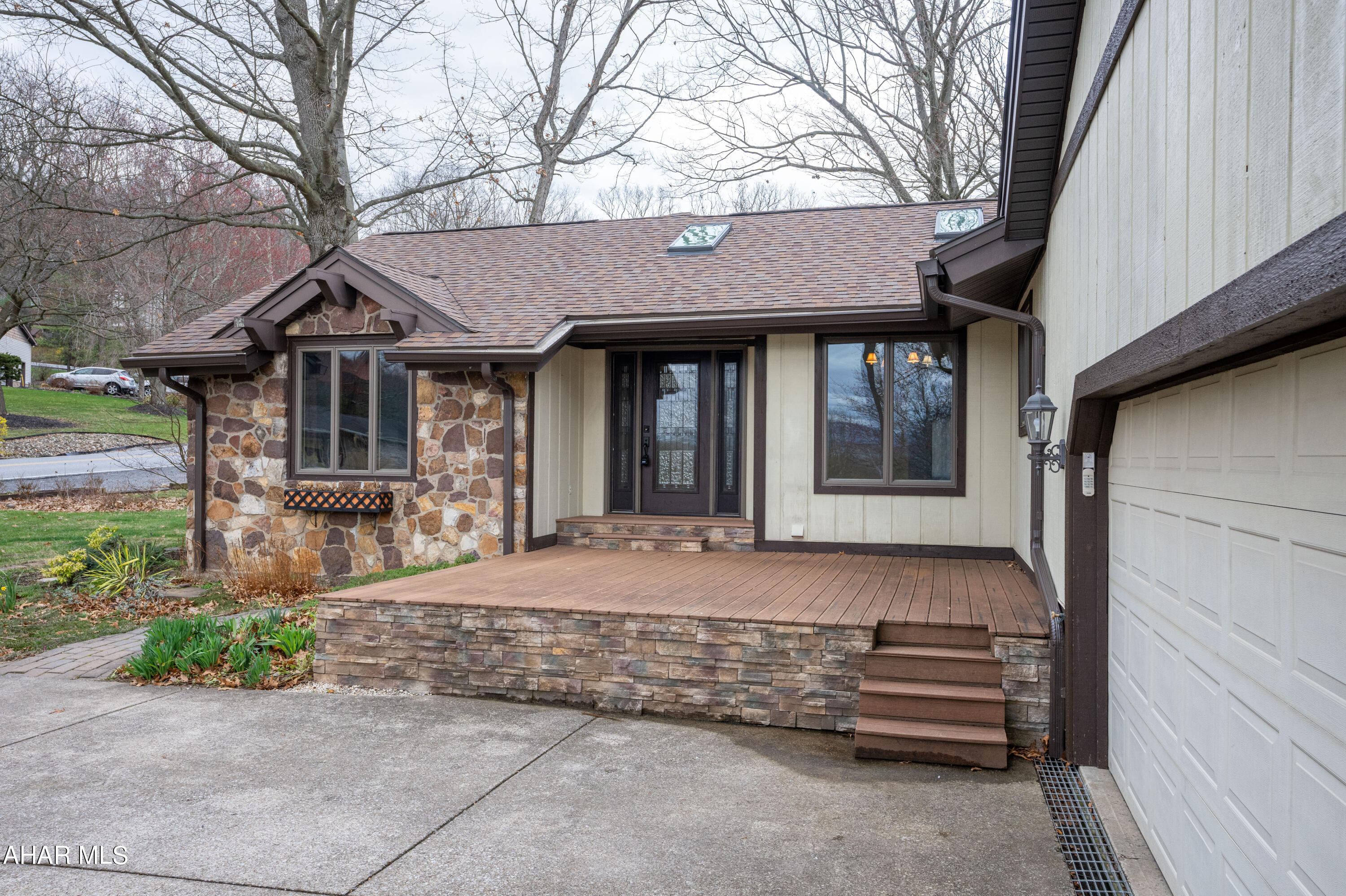 Stonehedge - Residential