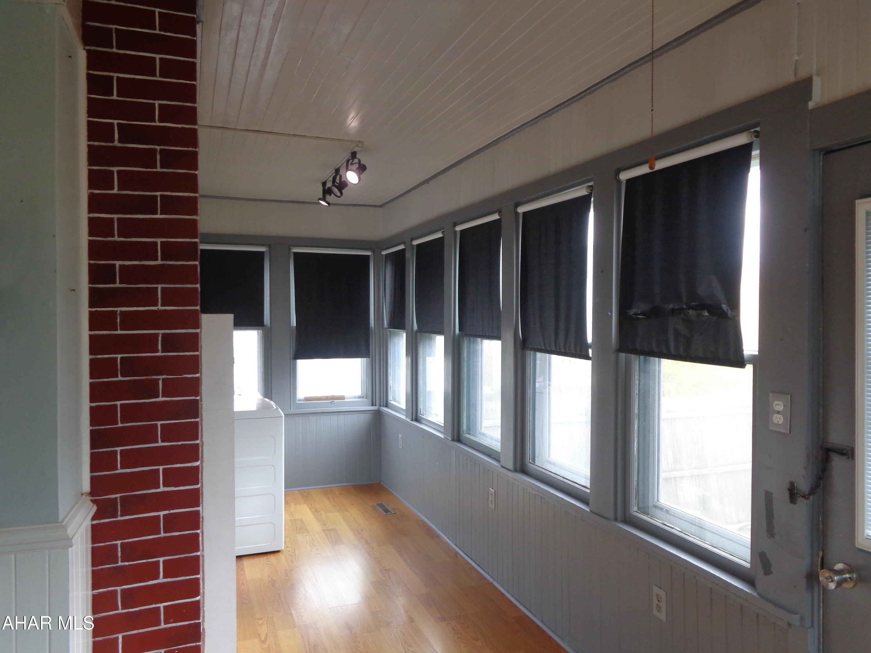 Juniata - Residential