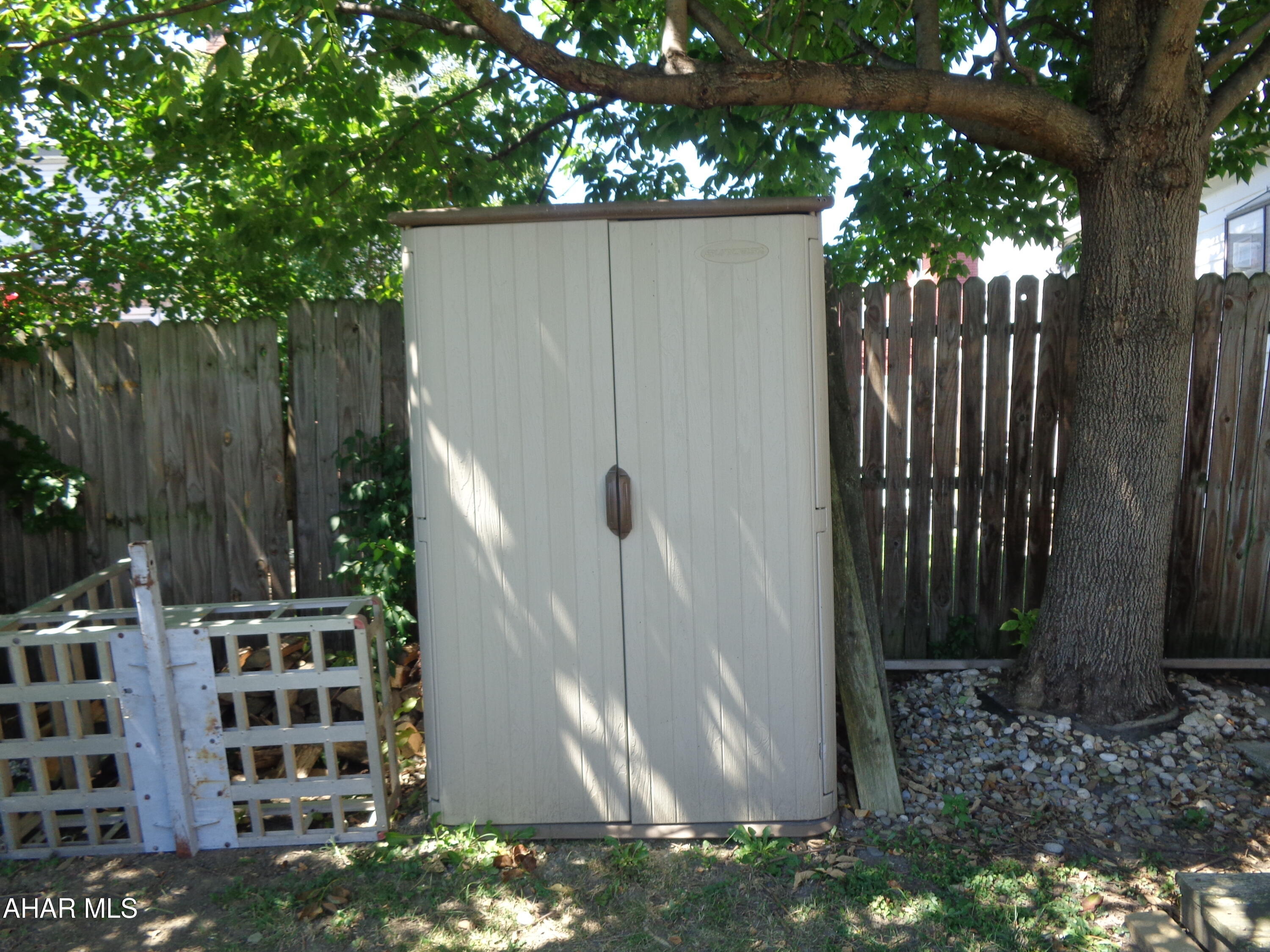 Juniata - Residential