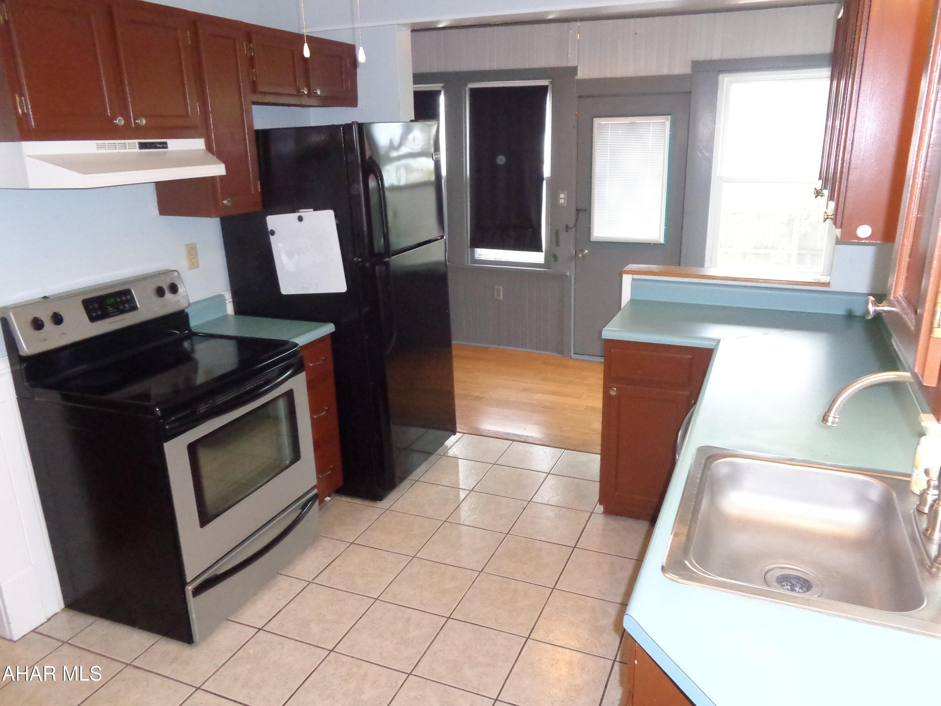 Juniata - Residential